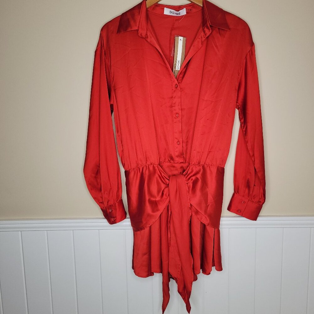Do + Be Women Red Satin Long-sleeved Shirt Dress with cinched tie-front waist Sm